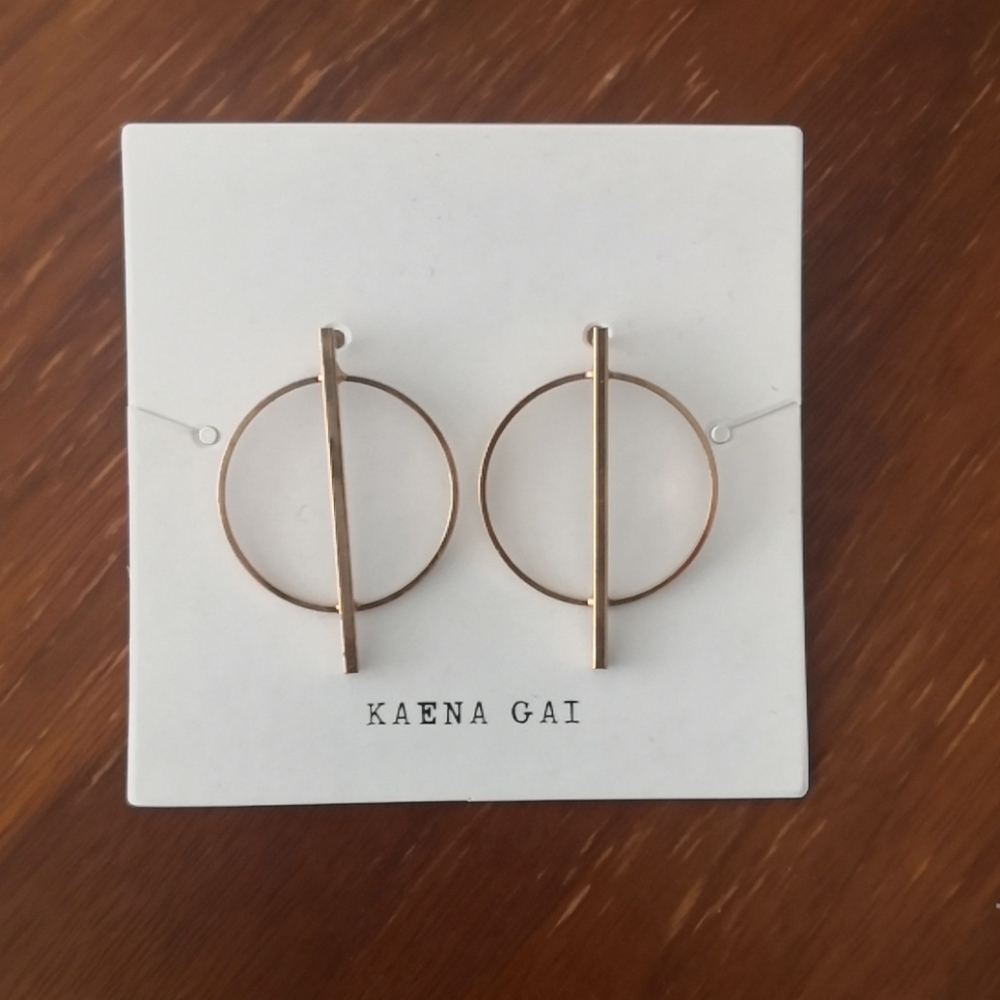 Assorted Earrings - Picture 7 of 8